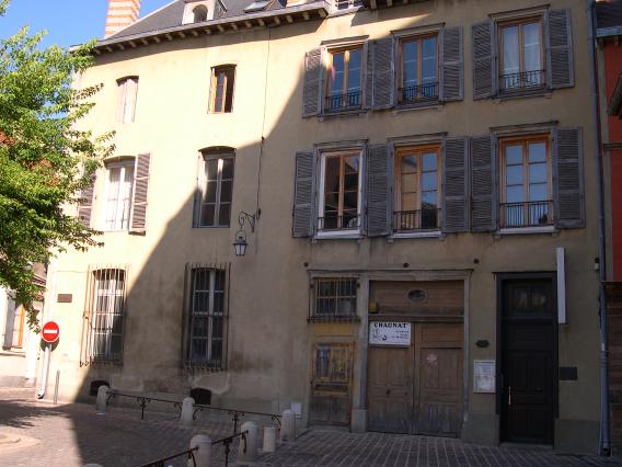  Place Vauluisant